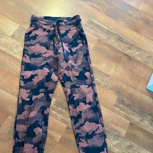 Lululemon Rulu joggers size 2